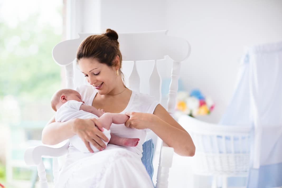 10 things you only know if youre breastfeeding