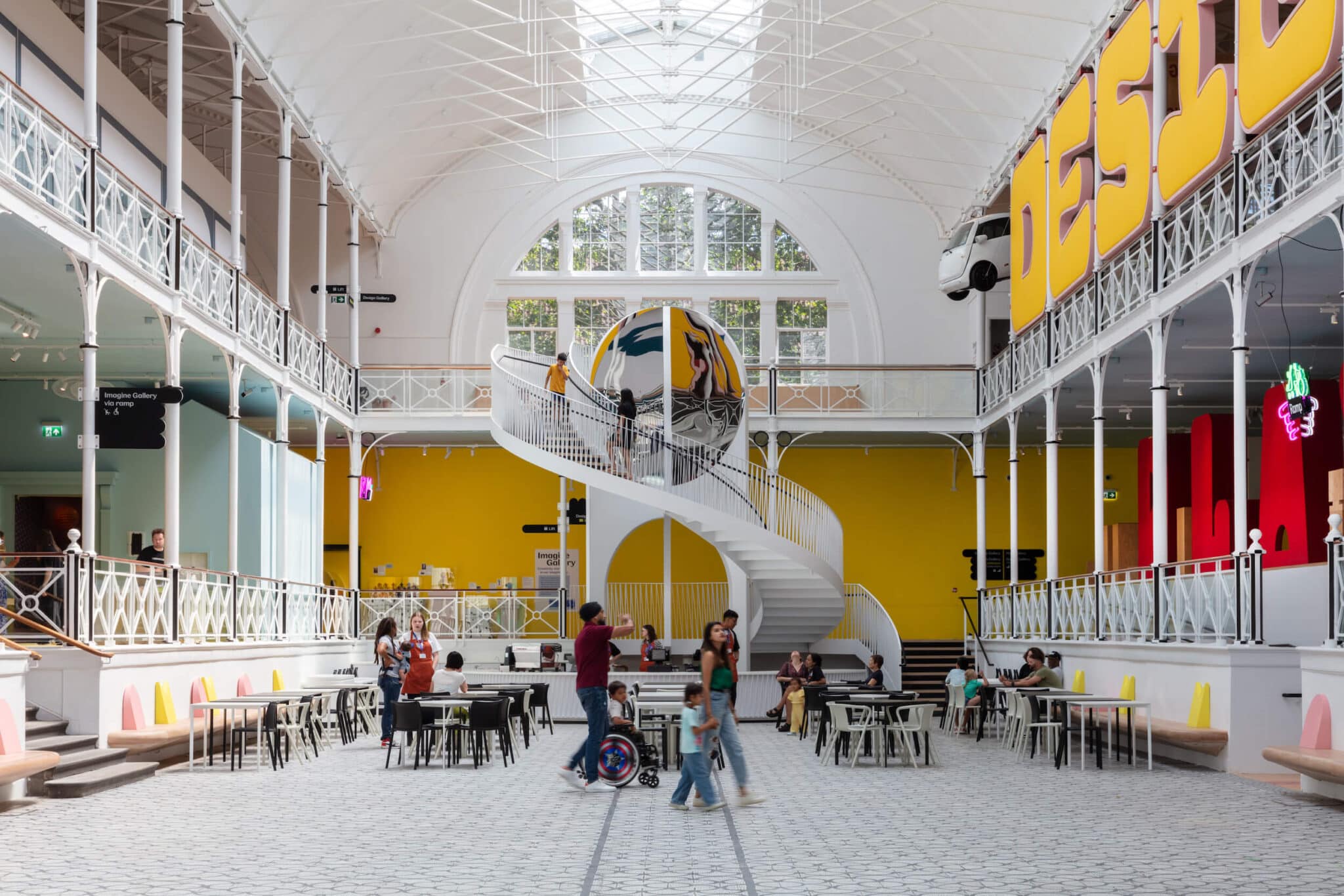 The V&A Cafe in London: 1 reviews and 3 photos